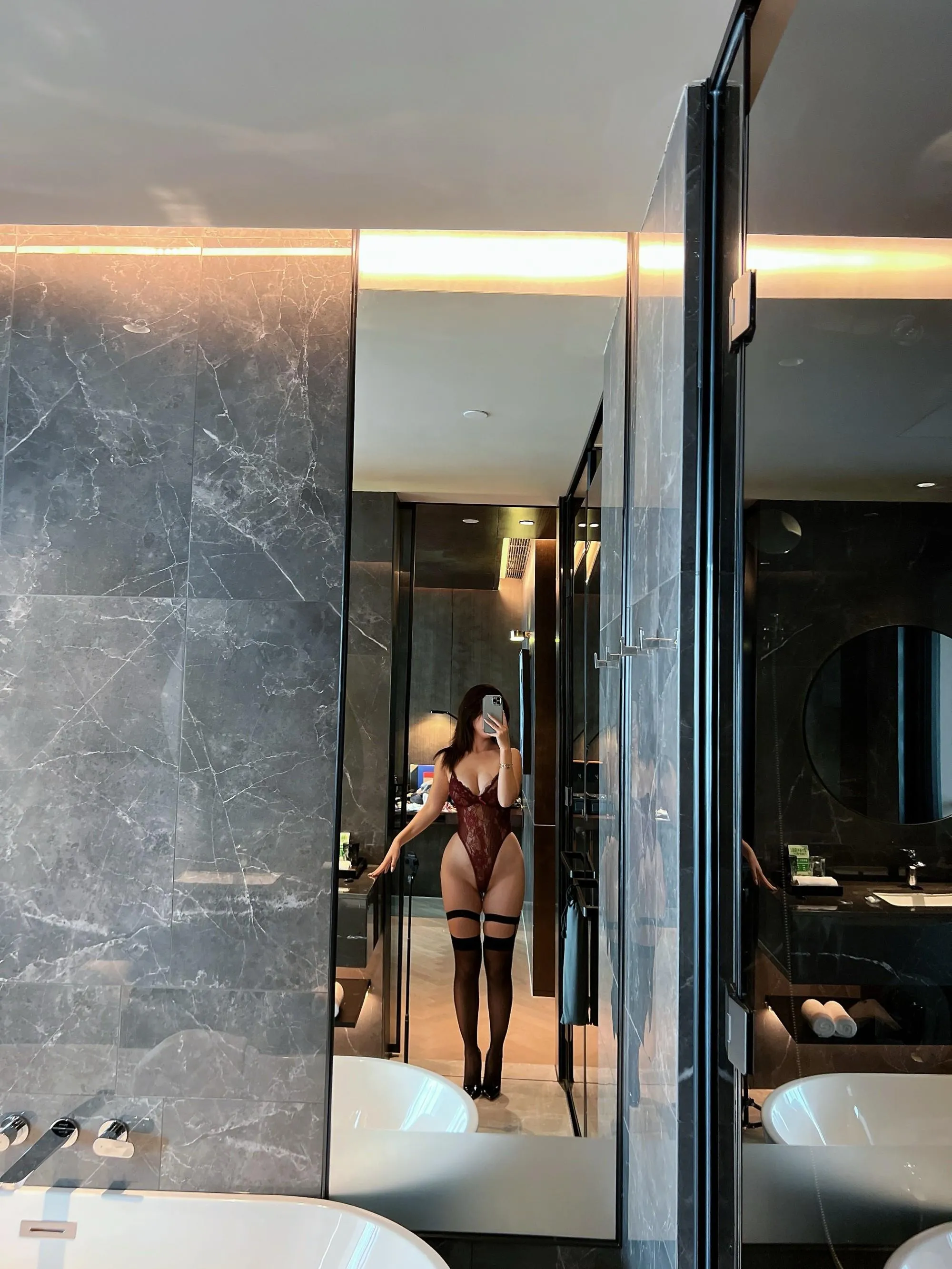 NO.039 陈大小姐-微密圈系列 – 紫色束身衣撩人的很 [79P]插图1